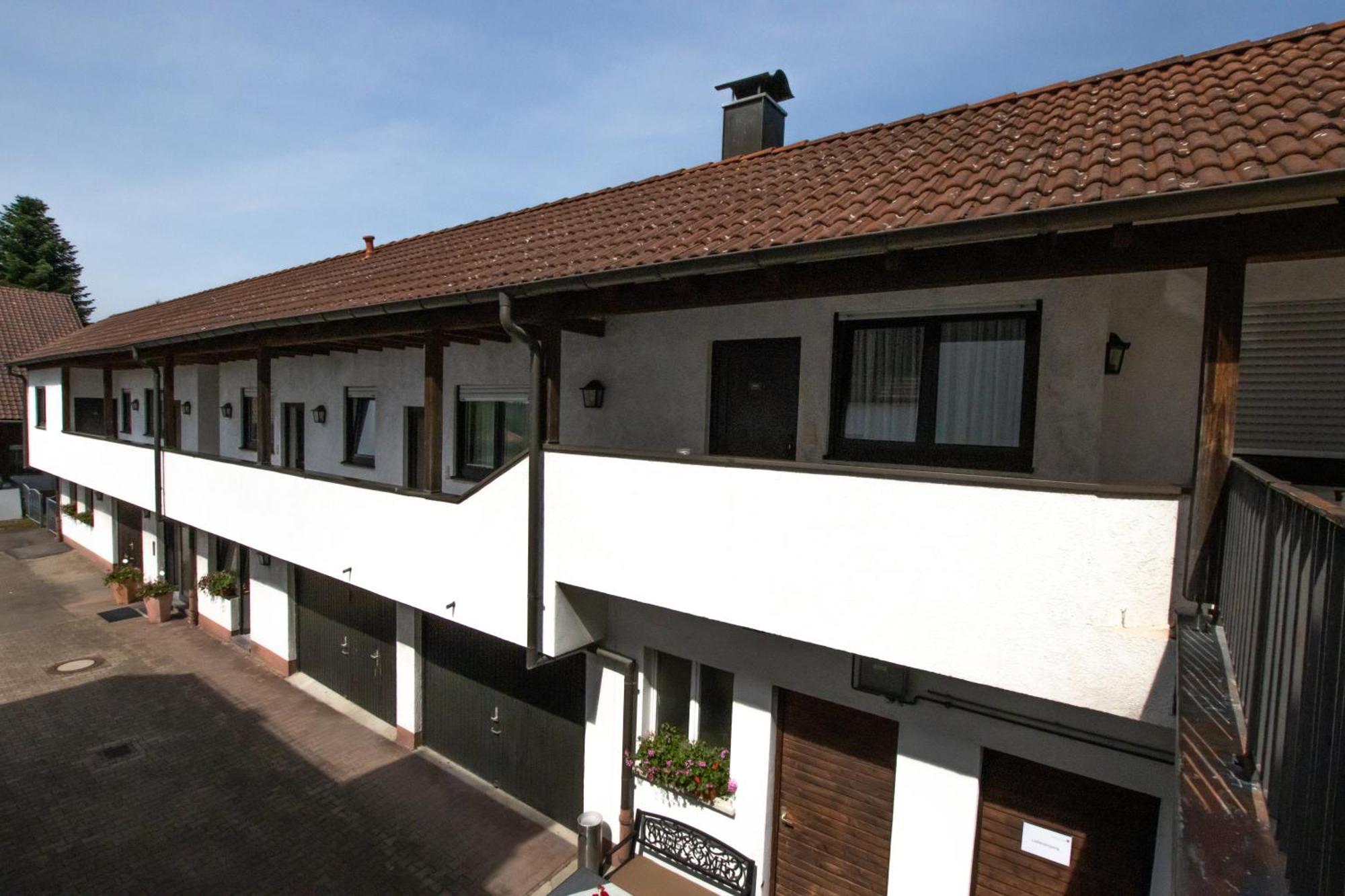 Pension Krone Schwaebisch Gmuend Luaran gambar