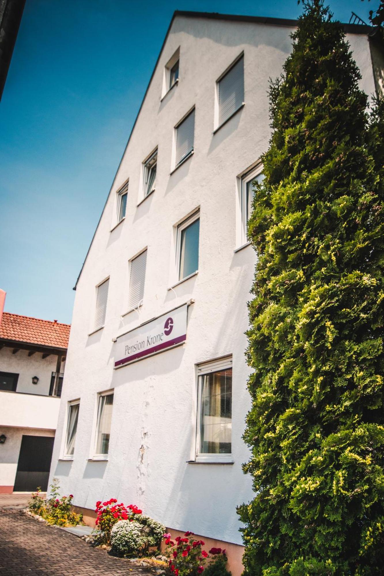 Pension Krone Schwaebisch Gmuend Luaran gambar