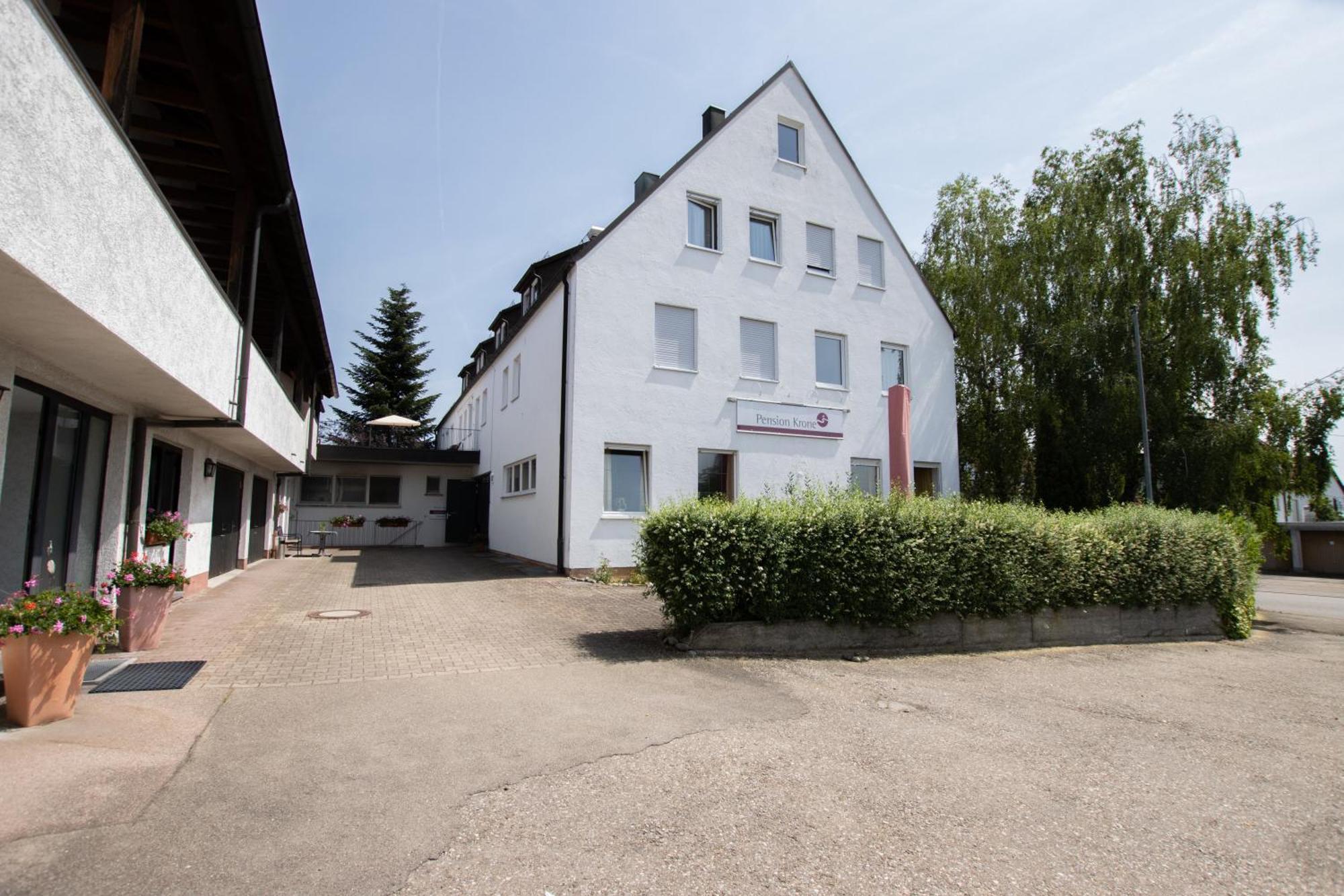 Pension Krone Schwaebisch Gmuend Luaran gambar